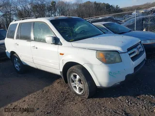 2006 Honda Pilot EX-L with RES with VIN 5FNYF18686B010429, listed as a IAAI auction lot 41444366 with 999,999 mi miles. Bid and sale history available at carsss.com. Image 1.