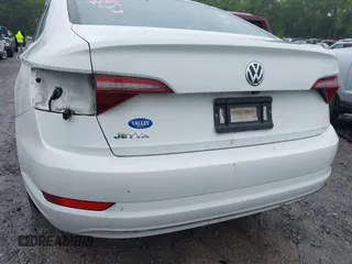2019 Volkswagen Jetta S with VIN 3VWC57BU1KM084270, listed as a IAAI auction lot 42351806 with 72,370 mi miles and . Bid and sale history available at DreamBid. Image 21.