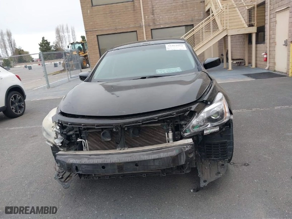 2015 Nissan Altima 2.5 S with VIN 1N4AL3AP7FC129939, listed as a IAAI auction lot 40462962 with 85,202 mi miles. Bid and sale history available at carsss.com. Image 13.