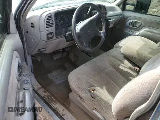 1995 Chevrolet Silverado 1500 with VIN 2GCEK19K8S1232752, listed as a Copart auction lot 47867705 with 299,686 mi miles and Clean Title. Bid and sale history available at DreamBid. Image 8.