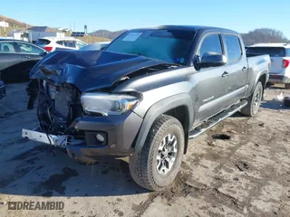 2019 Toyota Tacoma 4WD SR5 with VIN 3TMDZ5BN5KM078383, listed as a IAAI auction lot 38651345 with 50,363 mi miles. Bid and sale history available at carsss.com. Image 17.