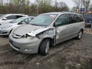 2006 Toyota Sienna XLE with VIN 5TDZA22C16S403014, listed as a Copart auction lot 51756235 with 201,259 mi miles and Salvage Title. Bid and sale history available at carsss.com. Image 1.