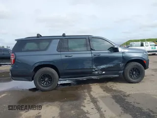 2021 Chevrolet Suburban Z71 с VIN 1GNSKDKD2MR379098, выставлен на аукционе IAAI как лот 41836921 с пробегом 53 532 миль миль и . История ставок и продаж доступна на DreamBid. Изображение 13.