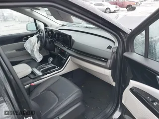 2024 Kia Carnival EX with VIN KNDNC5H34R6349990, listed as a IAAI auction lot 41749801 with 1 mi miles. Bid and sale history available at carsss.com. Image 5.