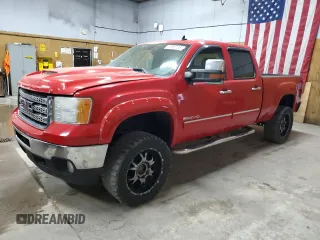 2011 GMC Sierra 2500HD SLE z VIN 1GT120C82BF191792, wystawiony jako Copart lot #61693135 z przebiegiem 209 911 mil mil oraz Czysty tytuł • Clean title. Historia ofert i sprzedaży dostępna na DreamBid. Obrazek 1.