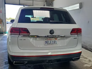 2023 Volkswagen Atlas SE с VIN 1V2HR2CA7PC526108, выставлен на аукционе IAAI как лот 42844449 с пробегом 38 696 миль миль и . История ставок и продаж доступна на DreamBid. Изображение 47.