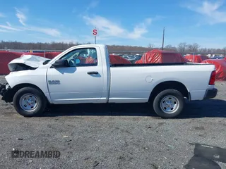 2017 Ram 1500 Tradesman z VIN 3C6JR6DG2HG734559, wystawiony jako IAAI lot #41650921 z przebiegiem 120 953 mil mil oraz . Historia ofert i sprzedaży dostępna na DreamBid. Obrazek 14.