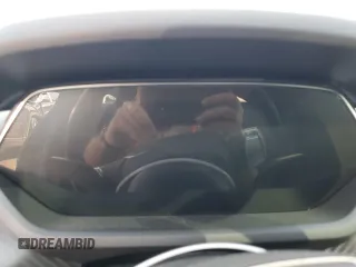 2022 Audi e-tron GT Premium Plus z VIN WAUCJBFW2N7004693, wystawiony jako Copart lot #68906384 z przebiegiem Nie podano mil oraz Szkody całkowita. Historia ofert i sprzedaży dostępna na DreamBid. Obrazek 9.