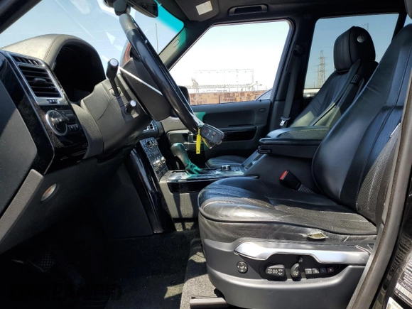 2012 Land Rover Range Rover HSE Lux z VIN SALMF1D45CA387123, wystawiony jako Copart lot #65588895 z przebiegiem 178 860 mil mil oraz Czysty tytuł • Clean title. Historia ofert i sprzedaży dostępna na DreamBid. Obrazek 7.
