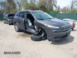 2017 Jeep Cherokee Latitude with VIN 1C4PJMCB0HW583128, listed as a IAAI auction lot 42069831 with 63,497 mi miles and . Bid and sale history available at DreamBid. Image 1.