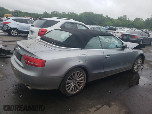 2010 Audi A5 Premium Plus z VIN WAULFAFHXAN021616, wystawiony jako Copart lot #60869125 z przebiegiem Nie podano mil oraz Szkoda całkowita • Salvage title. Historia ofert i sprzedaży dostępna na DreamBid. Obrazek 3.