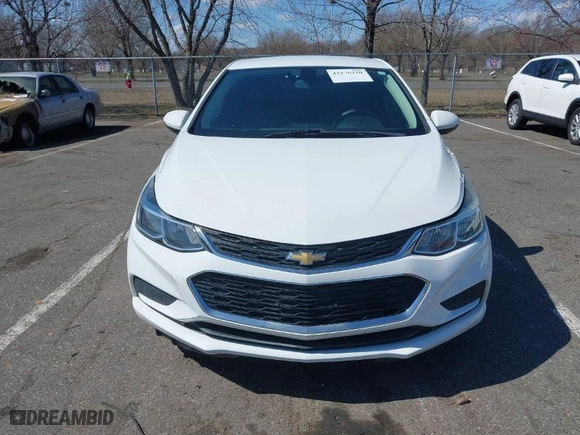 2017 Chevrolet Cruze LS with VIN 1G1BC5SM9H7234565, listed as a IAAI auction lot 41870220 with NaN miles. Bid and sale history available at carsss.com. Image 13.