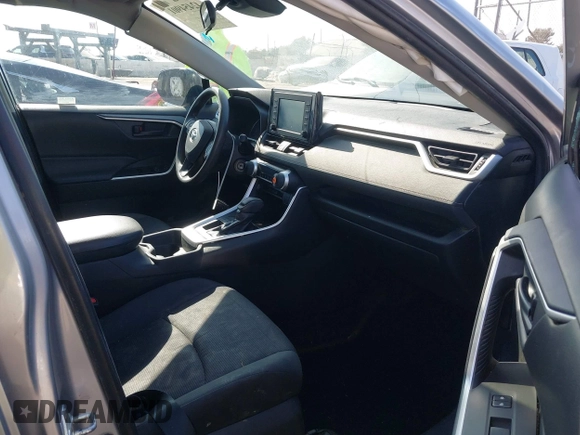 2019 Toyota RAV4 LE с VIN 2T3H1RFV4KC012255, выставлен на аукционе IAAI как лот 42454901 с пробегом 86 161 миль миль и . История ставок и продаж доступна на DreamBid. Изображение 5.