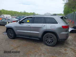 2018 Jeep Grand Cherokee Limited with VIN 1C4RJFBG1JC268346, listed as a IAAI auction lot 42098347 with 74,505 mi miles and . Bid and sale history available at DreamBid. Image 15.