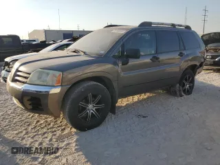 2004 Mitsubishi Endeavor LS with VIN 4A4MM21SX4E071998, listed as a Copart auction lot 75192444 with 215,916 mi miles and Salvage Title. Bid and sale history available at carsss.com. Image 1.