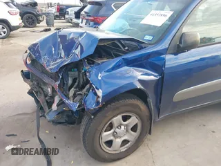 2005 Toyota RAV4 with VIN JTEHD20V250039478, listed as a IAAI auction lot 41357896 with 186,008 mi miles. Bid and sale history available at carsss.com. Image 6.