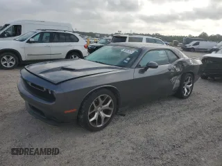2015 Dodge Challenger SXT Plus z VIN 2C3CDZBG8FH706447, wystawiony jako Copart lot #55347825 z przebiegiem 73 264 mil mil oraz Szkoda całkowita • Salvage title. Historia ofert i sprzedaży dostępna na DreamBid. Obrazek 1.