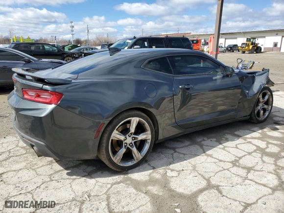 2018 Chevrolet Camaro 1SS with VIN 1G1FF1R7XJ0147211, listed as a Copart auction lot 46862905 with 113941 miles and Salvage Title. Bid and sale history available at carsss.com. Image 3.