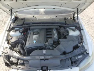 2011 BMW 3 Series 328i xDrive z VIN WBAPK5G57BNN80308, wystawiony jako Copart lot #56740035 z przebiegiem 86 056 mil mil oraz Szkody całkowita. Historia ofert i sprzedaży dostępna na DreamBid. Obrazek 11.