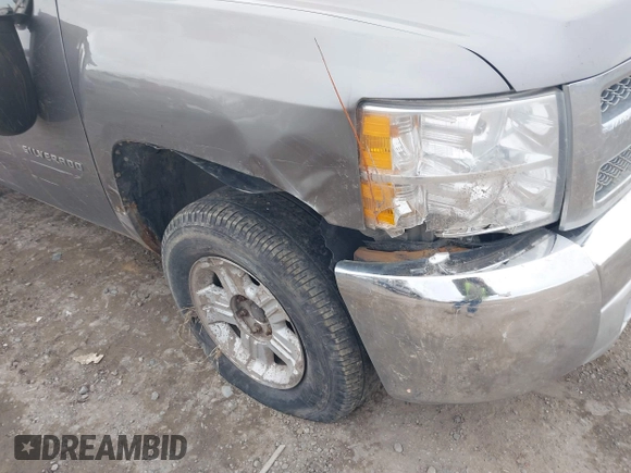 2013 Chevrolet Silverado 1500 LT with VIN 1GCRKSE73DZ268481, listed as a IAAI auction lot 41461642 with 280,718 mi miles and . Bid and sale history available at DreamBid. Image 6.