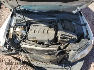 2015 Volkswagen Passat SEL Premium z VIN 1VWCV7A33FC046538, wystawiony jako Copart lot #57915835 z przebiegiem 155 443 mil mil oraz Szkoda całkowita • Salvage title. Historia ofert i sprzedaży dostępna na DreamBid. Obrazek 11.