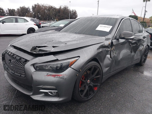 2014 Infiniti Q50 with VIN JN1BV7AP5EM688434, listed as a IAAI auction lot 41548512 with 110,846 mi miles. Bid and sale history available at carsss.com. Image 2.