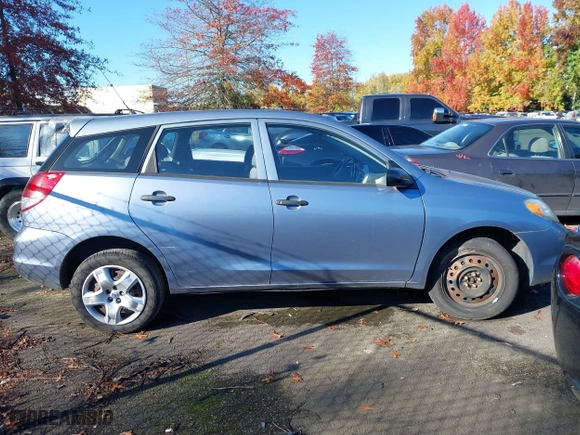 2003 Toyota Matrix Std with VIN 2T1LR32E83C011240, listed as a IAAI auction lot 40811249 with 1 mi miles. Bid and sale history available at carsss.com. Image 4.