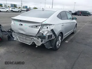 2020 Hyundai Elantra Value Edition z VIN KMHD84LF5LU015393, wystawiony jako IAAI lot #41510766 z przebiegiem 46 452 mil mil oraz . Historia ofert i sprzedaży dostępna na DreamBid. Obrazek 4.