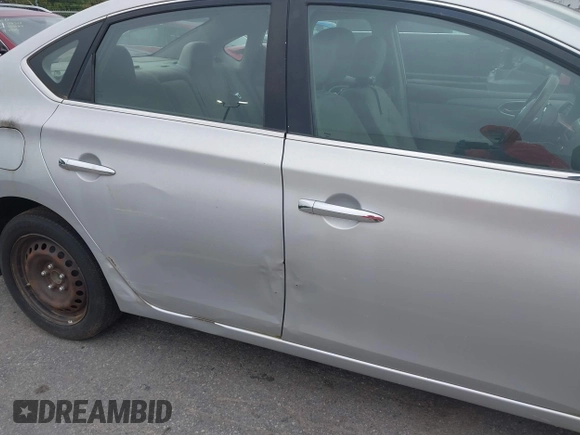 2013 Nissan Sentra SR z VIN 3N1AB7AP6DL757256, wystawiony jako IAAI lot #42366241 z przebiegiem 170 482 mil mil oraz . Historia ofert i sprzedaży dostępna na DreamBid. Obrazek 12.