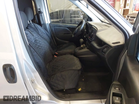 2018 Ram ProMaster City Cargo Van Tradesman SLT with VIN ZFBERFBBXJ6H41029, listed as a IAAI auction lot 41637826 with 82,386 mi miles. Bid and sale history available at carsss.com. Image 5.