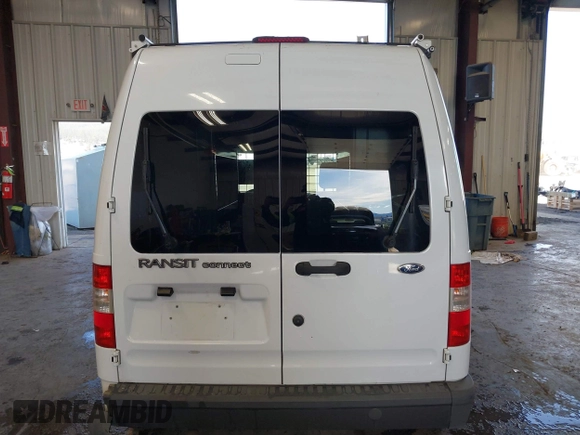 2010 Ford Transit Connect XL z VIN NM0LS6ANXAT008477, wystawiony jako IAAI lot #41738811 z przebiegiem 97 410 mil mil oraz . Historia ofert i sprzedaży dostępna na DreamBid. Obrazek 17.