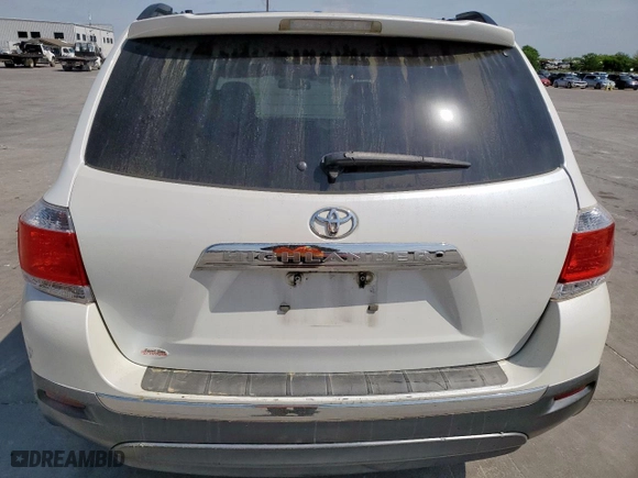 2013 Toyota Highlander Limited with VIN 5TDYK3EH2DS095659, listed as a Copart auction lot 52551495 with 127,073 mi miles and Salvage Title. Bid and sale history available at carsss.com. Image 6.