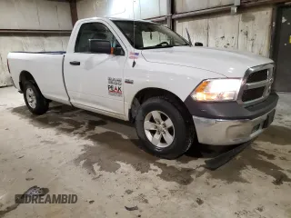 2018 Ram 1500 Tradesman z VIN 3C6JR6DT7JG225151, wystawiony jako Copart lot #86207374 z przebiegiem 72 073 mil mil oraz Szkoda całkowita • Salvage title. Historia ofert i sprzedaży dostępna na DreamBid. Obrazek 4.