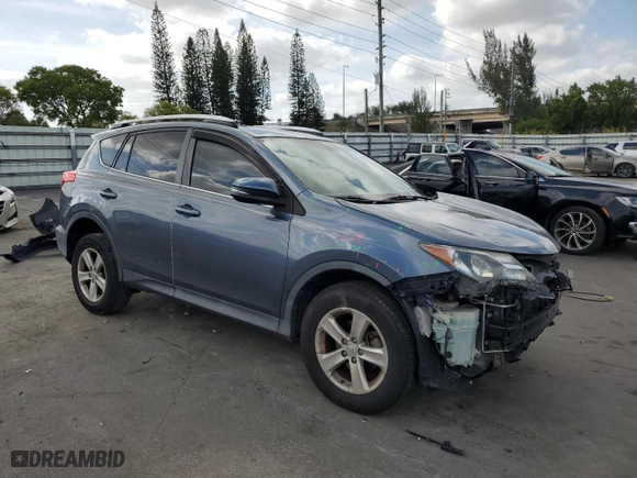 2014 Toyota RAV4 XLE with VIN 2T3WFREV5EW074339, listed as a Copart auction lot 53838435 with 132,836 mi miles and Salvage Title. Bid and sale history available at carsss.com. Image 4.
