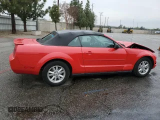 2007 Ford Mustang Deluxe with VIN 1ZVFT84N975273244, listed as a Copart auction lot 47892565 with 187,131 mi miles and Salvage title. Bid and sale history available at DreamBid. Image 3.