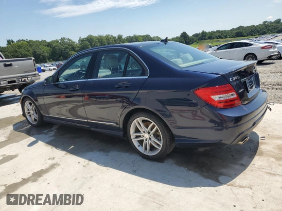 2013 Mercedes-Benz C 300 Sport с VIN WDDGF8AB9DR252462, выставлен на аукционе Copart как лот 62599095 с пробегом 132 670 миль миль и Списание • Salvage title. История ставок и продаж доступна на DreamBid. Изображение 2.