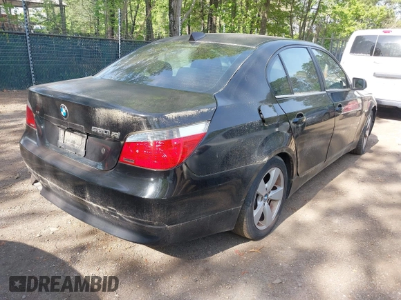 2006 BMW 5 Series 530xi with VIN WBANF735X6CU19627, listed as a IAAI auction lot 42114801 with 200,405 mi miles and . Bid and sale history available at carsss.com. Image 4.