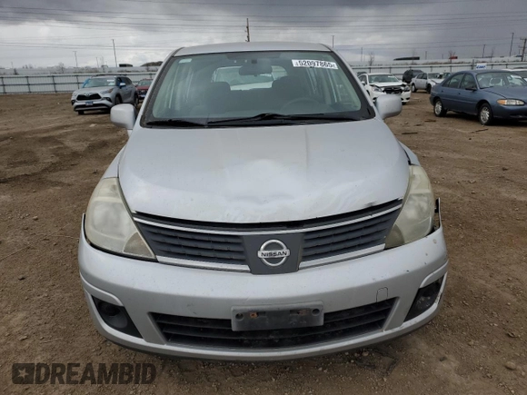 2009 Nissan Versa S with VIN 3N1BC13E79L465505, listed as a Copart auction lot 52097865 with 90,774 mi miles and Salvage Title. Bid and sale history available at DreamBid. Image 5.