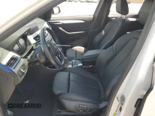 2021 BMW X1 xDrive28i с VIN WBXJG9C0XM3M72259, выставлен на аукционе Copart как лот 62037915 с пробегом 23 432 миль миль и Списание • Salvage title. История ставок и продаж доступна на DreamBid. Изображение 7.