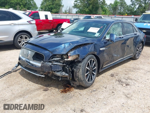 2017 Lincoln Continental Reserve with VIN 1LN6L9RP9H5602332, listed as a IAAI auction lot 42109938 with 113,549 mi miles and . Bid and sale history available at DreamBid. Image 6.