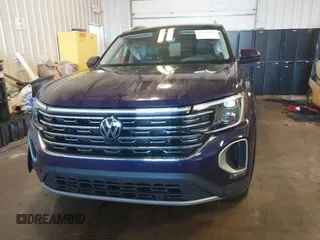 2024 Volkswagen Atlas SEL with VIN 1V2BR2CA0RC543907, listed as a IAAI auction lot 41704653 with 13,549 mi miles and . Bid and sale history available at DreamBid. Image 13.