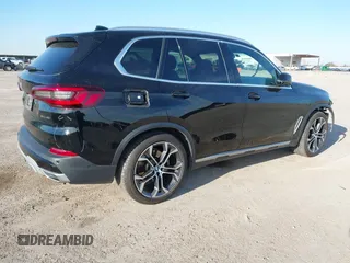 2021 BMW X5 sDrive40i with VIN 5UXCR4C03M9F14207, listed as a IAAI auction lot 41286501 with 41,679 mi miles and . Bid and sale history available at DreamBid. Image 4.