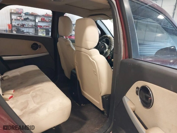 2008 Pontiac Torrent with VIN 2CKDL33F686001031, listed as a IAAI auction lot 41893938 with 198709 miles. Bid and sale history available at carsss.com. Image 8.