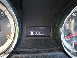 2018 Dodge Grand Caravan SXT with VIN 2C4RDGCG2JR266074, listed as a IAAI auction lot 40545630 with 98,036 mi miles and . Bid and sale history available at DreamBid. Image 7.