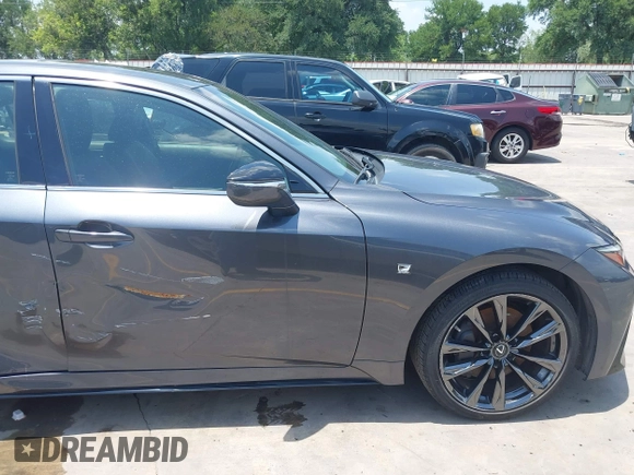 2021 Lexus IS 350 F Sport с VIN JTHGZ1E23M5022151, выставлен на аукционе IAAI как лот 42426248 с пробегом 26 937 миль миль и . История ставок и продаж доступна на DreamBid. Изображение 18.