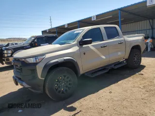 2024 Chevrolet Colorado 4WD Trail Boss z VIN 1GCPTEEK5R1183691, wystawiony jako Copart lot #50265655 z przebiegiem 26 125 mil mil oraz Szkoda całkowita • Salvage title. Historia ofert i sprzedaży dostępna na DreamBid. Obrazek 1.