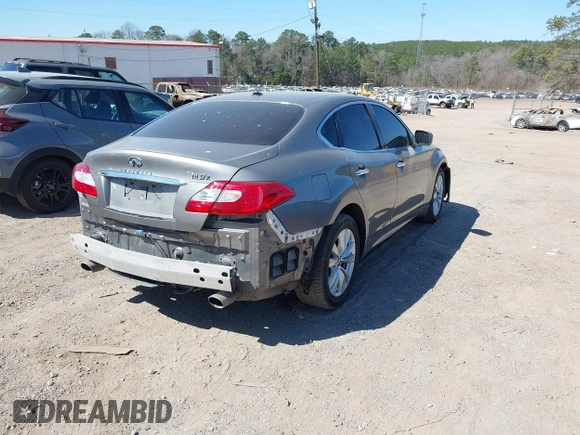 2011 Infiniti M with VIN JN1BY1AR4BM373559, listed as a IAAI auction lot 41677853 with 152,111 mi miles and . Bid and sale history available at carsss.com. Image 4.