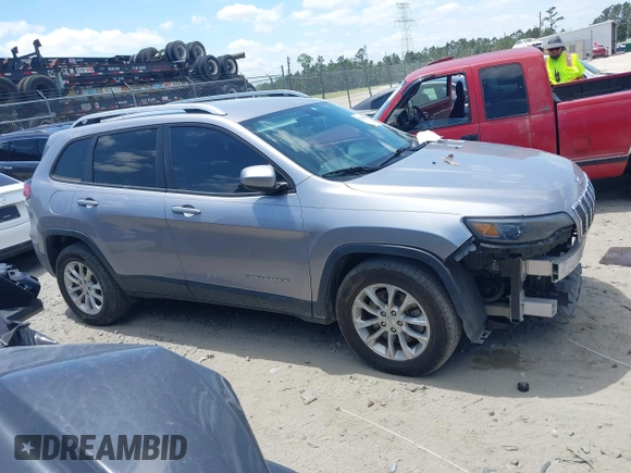 2020 Jeep Cherokee Latitude z VIN 1C4PJLCB6LD582449, wystawiony jako IAAI lot #42149389 z przebiegiem 121 499 mil mil oraz . Historia ofert i sprzedaży dostępna na DreamBid. Obrazek 13.