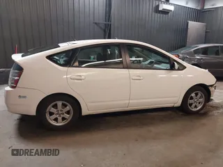 2005 Toyota Prius with VIN JTDKB22U453123675, listed as a IAAI auction lot 42115542 with 87,252 mi miles. Bid and sale history available at carsss.com. Image 14.