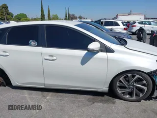 2016 Scion iM z VIN JTNKARJE4GJ517211, wystawiony jako IAAI lot #41991385 z przebiegiem 133 763 mil mil oraz . Historia ofert i sprzedaży dostępna na DreamBid. Obrazek 14.
